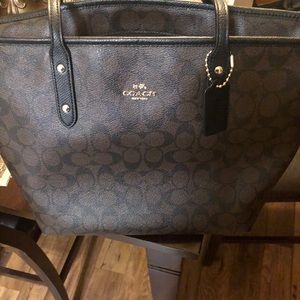 Coach Shoulder Bag